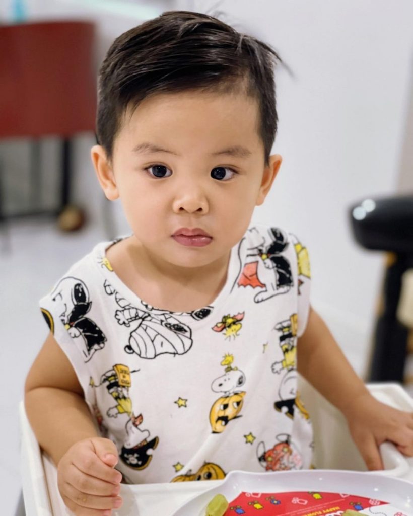  เปิดภาพน้องเจ้าคุณ ลูกชายอู๋ นวพล ยิ่งโตยิ่งหล่อฉายแววพระเอก