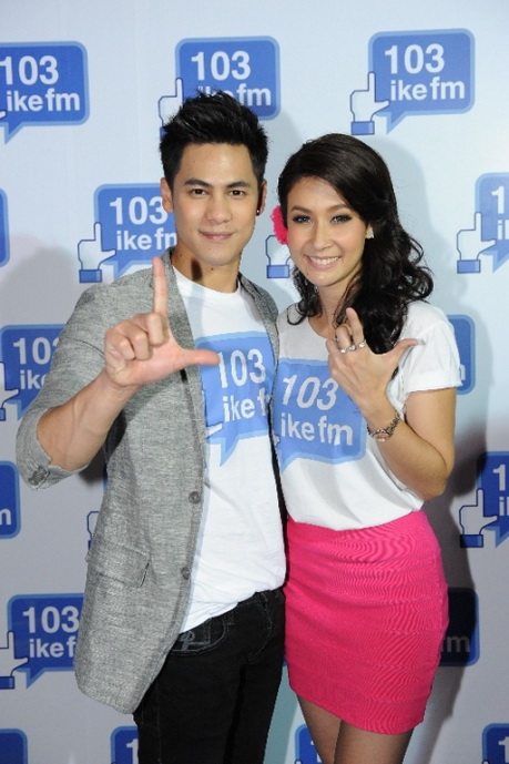 ศิลปินยกทัพกด “Like” ให้กำลังใจเปิดคลื่นวิทยุน้องใหม่ “103 Like fm.”