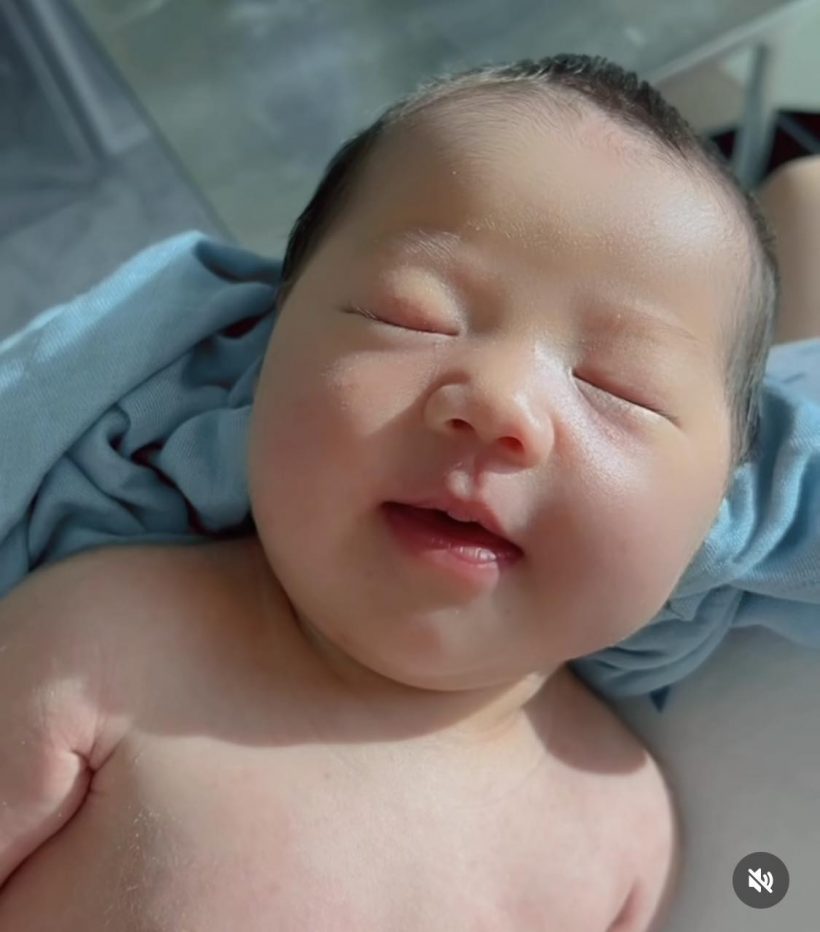 เอ็นดู!แม่แพทริเซีย แอบแซวลูกสาว น้องเอลิเซีย หนูเมานมค่า