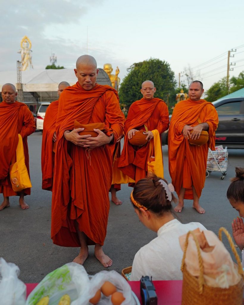  นางเอกดังอนุโมทนาบุญ สามีบวชเรียบง่ายถวายเป็นพระราชกุศลร.9