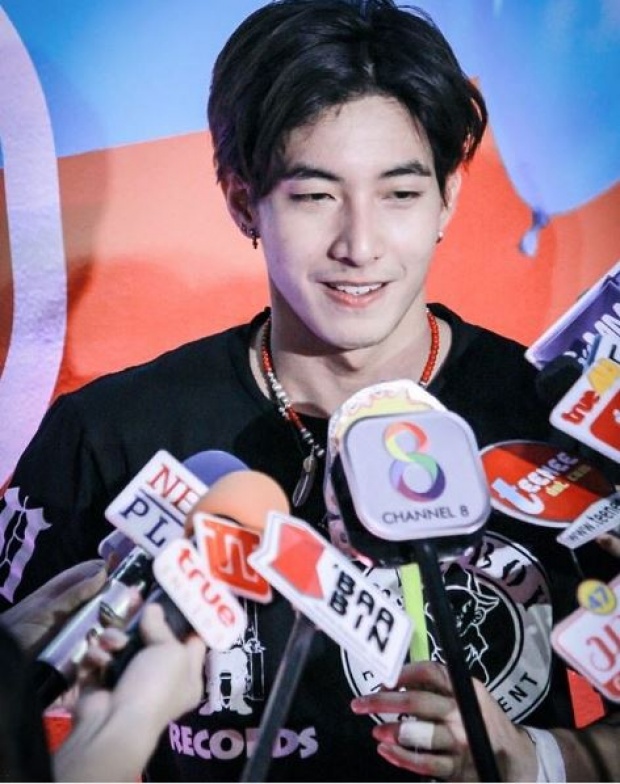 งานเข้า!! โตโน่ ถอดเสื้อโชว์ไม่เหมาะสมกับงานบอยเตรียมเรียกพบ