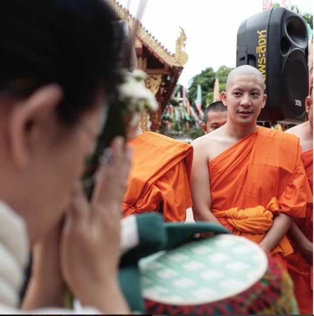 ภาพล่าสุด พระน็อต อัครณัฐ ห่มผ้าเหลืองแล้ว!!! เป็นพระสมบูรณ์แบบ