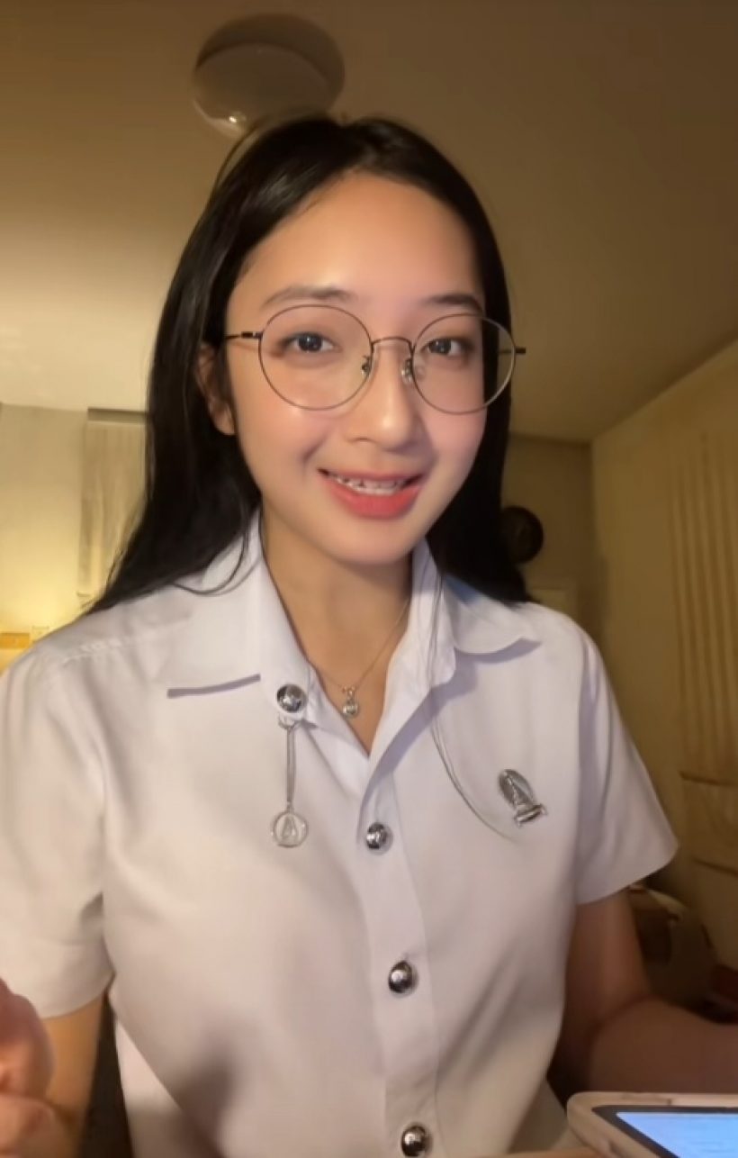 อึ้งทั้งโซเชียลเมื่อรู้ความจริง น้องเนย เรียนอะไร? ค่าเทอมแรงมาก!