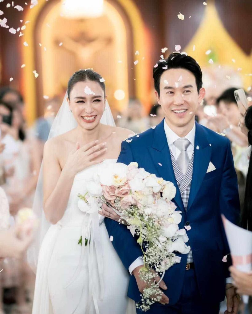 ยินดีด้วย ดาราสาวและสามีไฮโซ จดทะเบียนสมรสเรียบร้อยแล้ว!