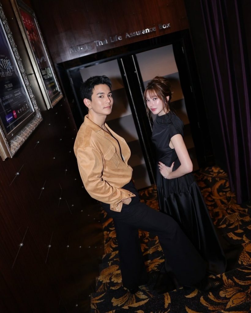 เซอร์ไพรส์คนทั้งงาน! อดีตคู่รักพระนาง โผล่ควงแขนเดินพรมแดง