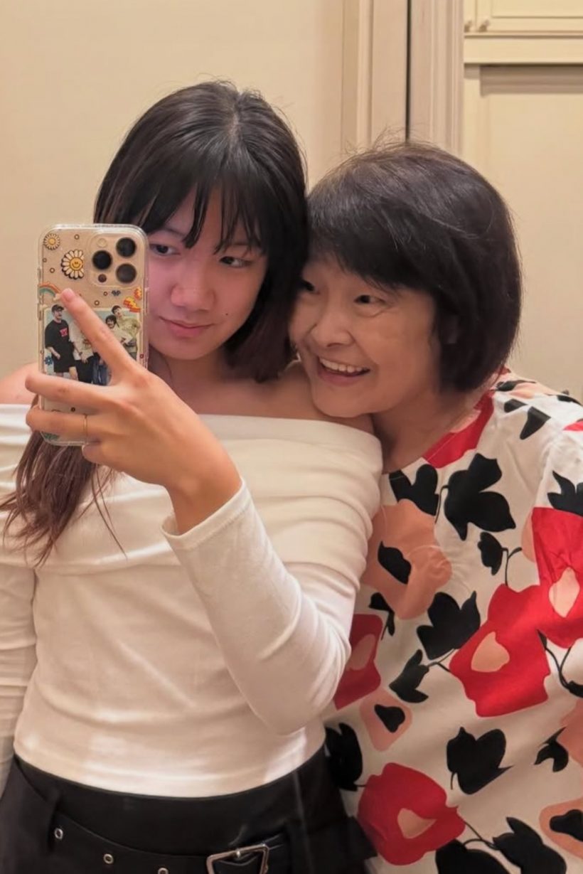 แฟนๆ สงสาร น้องวันใหม่ ร่ำไห้พี่ชายคอยปลอบไม่ห่าง