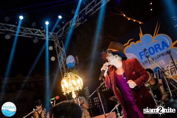 แอมมี่ The botom blue -ซิน (singular) แท็กทีมระเบิดความมันส์ในงาน Feora live in Lopburi