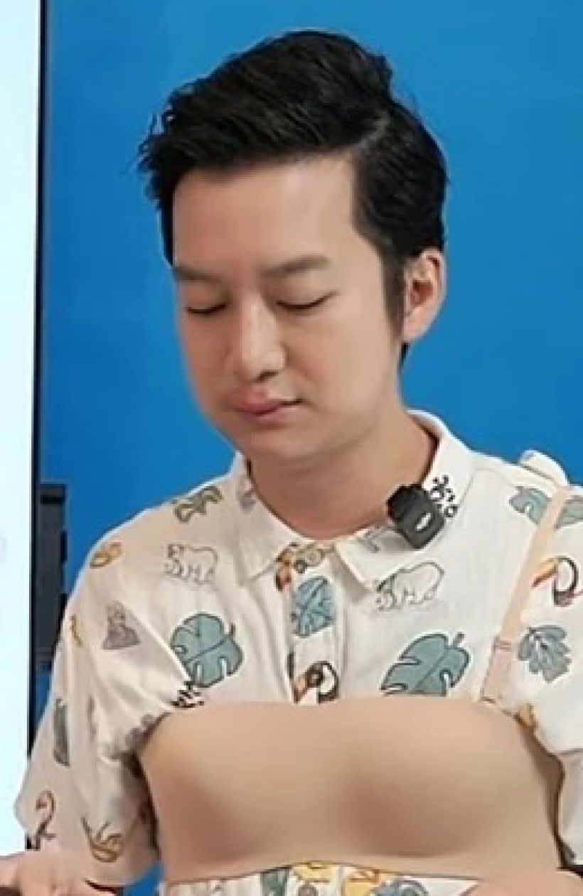 เชน ธนา ภูมิตกจนปากบวม แต่ใจสู้ไลฟ์หาเงินใช้หนี้ต่อ