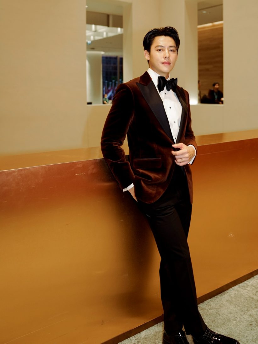 พระเอกไทยคนดัง คว้านักแสดงผู้ทรงอิทธิพล บนเวที Weibo GALA 2025