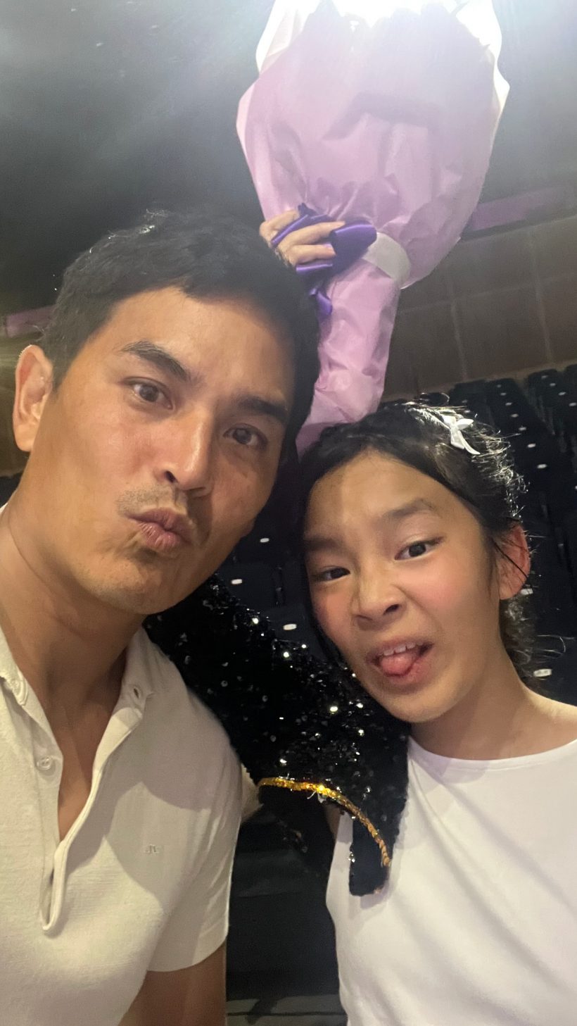 น้องปีใหม่ ขึ้นโชว์ทั้งร้องทั้งเต้น สงกรานต์-แอฟ-นนกุล เชียร์ติดขอบเวที