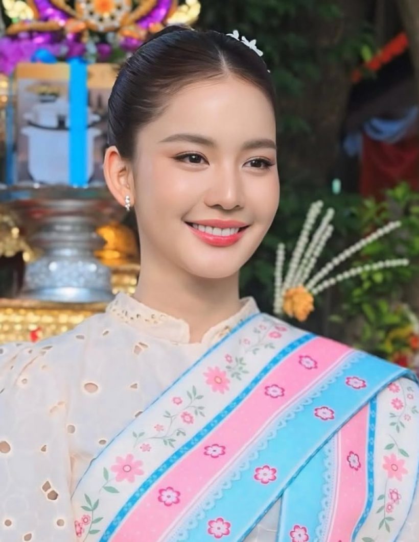 โบว์ เมลดา รำถวายสิ่งศักดิ์สิทธิ์ สวยหวานจนละสายตาไม่ได้