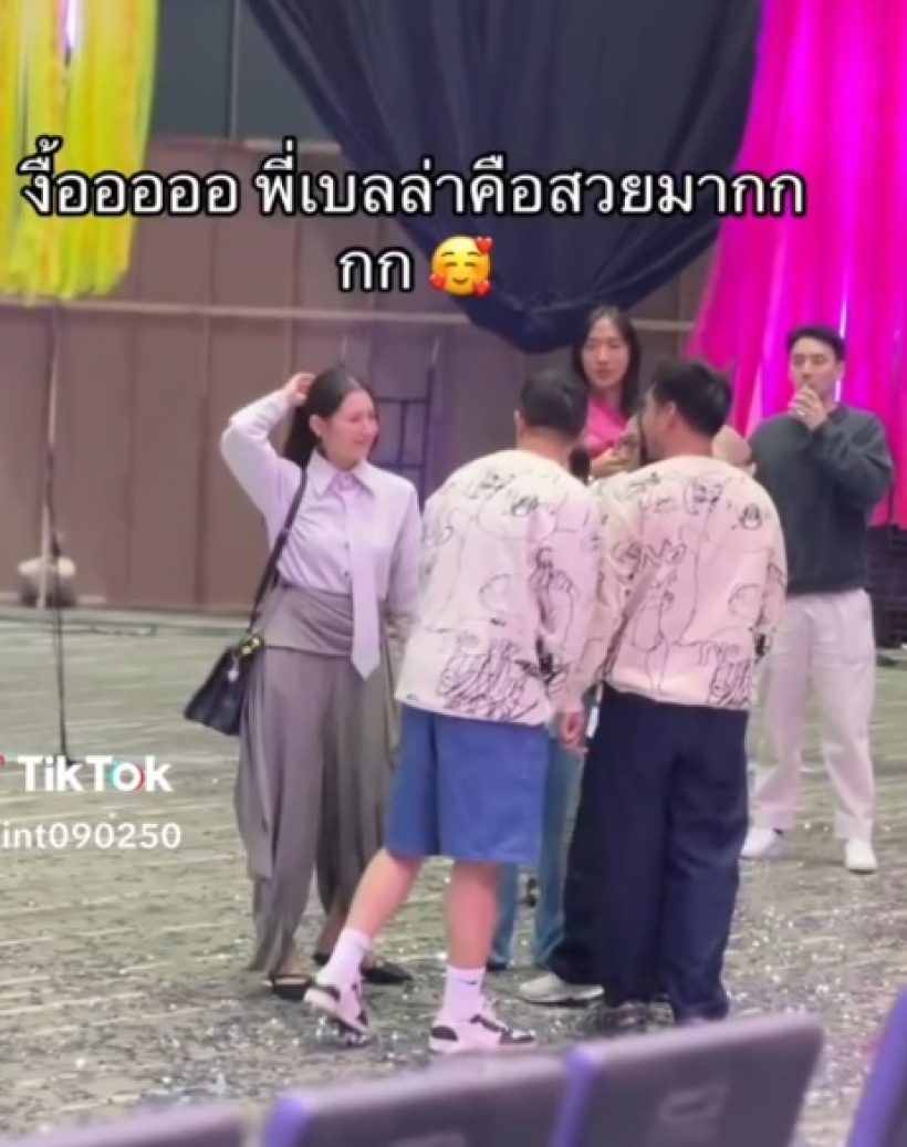 คนโสดตายเรียบ! เบลล่า-วิล ชวิณ ทำหวานกลางงานเดี่ยวฯโน้ต!