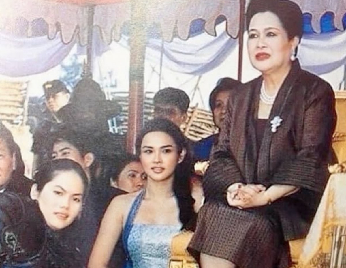 ใหม่ เจริญปุระ เผยภาพ สมเด็จพระพันปีหลวง เสด็จเยี่ยมกองถ่าย