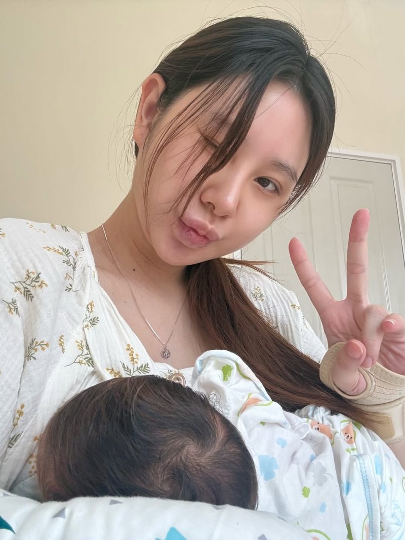 มาแล้ว! สาวดังเป็นคุณแม่เต็มตัว ตั้งใจเลี้ยงลูกจนข้อมืออักเสบ