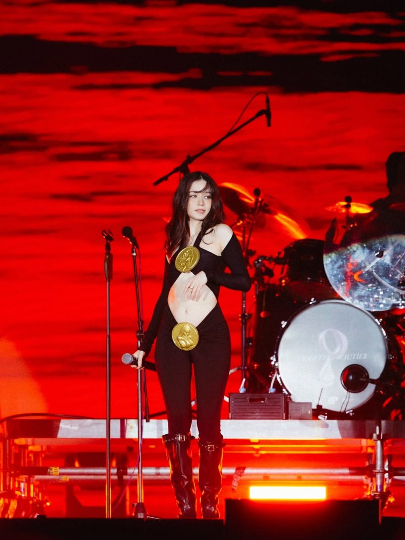 เปิดราคาชุดท้อง 4 เดือน วี วิโอเลต เห็นเเบบนี้เเพงอยู่นะ