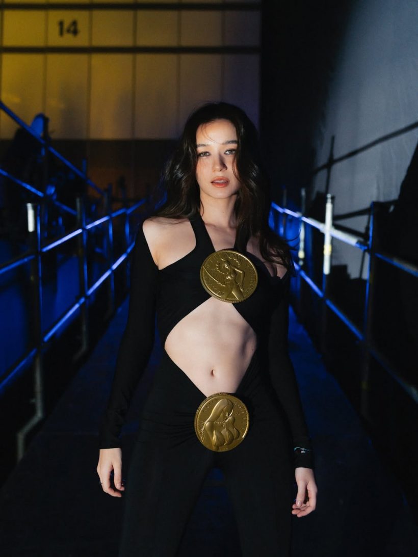 เปิดราคาชุดท้อง 4 เดือน วี วิโอเลต เห็นเเบบนี้เเพงอยู่นะ