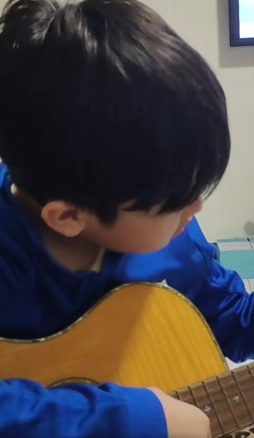 ส่องพัฒนาการความหล่อ น้องฑีฆายุ ที่ชาวเน็ตตาลุกวาว