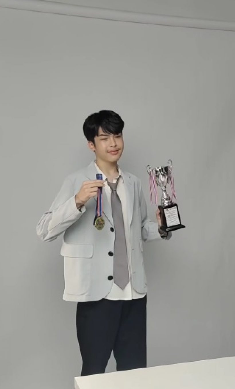 ส่องพัฒนาการความหล่อ น้องฑีฆายุ ที่ชาวเน็ตตาลุกวาว