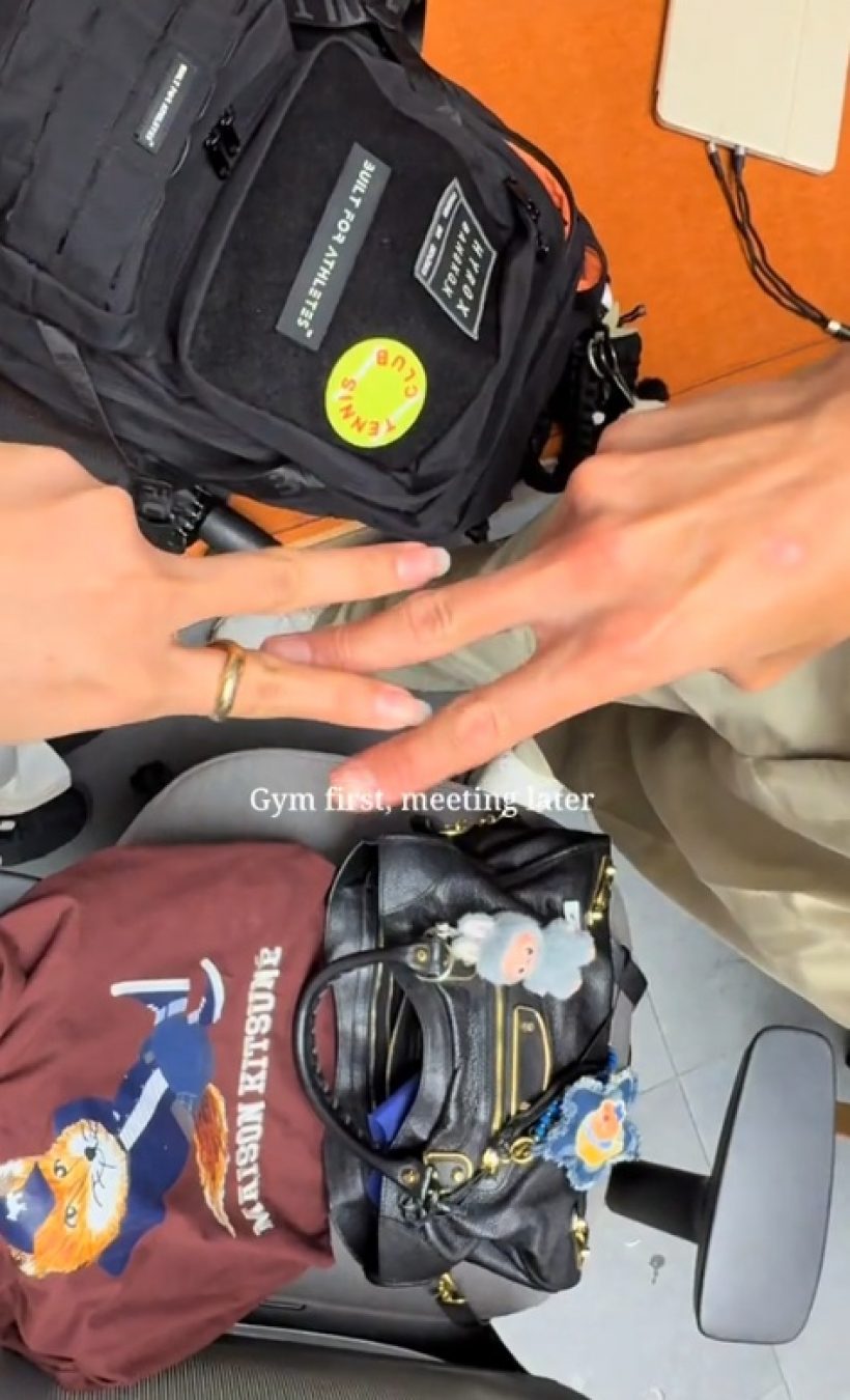 มะนาว ศรศิลป์ เสิร์ฟโมเมนต์มุ้งมิ้งหนุ่มปริศนา ชาวเน็ตแห่ถามให้แซ่ด