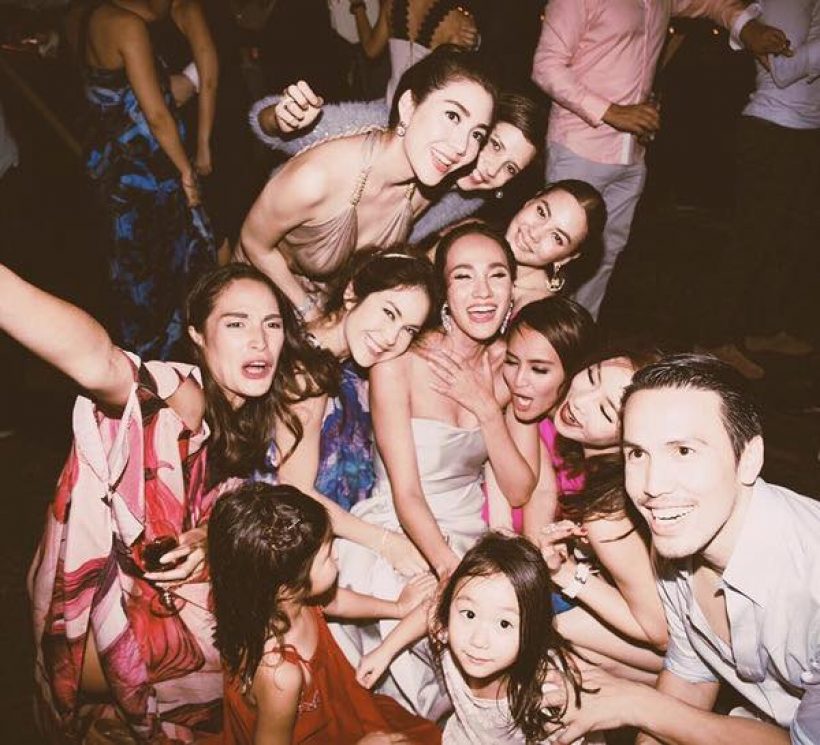 อุ๊ย..พอลล่าโพสต์รูปปี2016 แต่มีคนโดนปิดหน้างานนี้ไม่บอกก็รู้ใคร