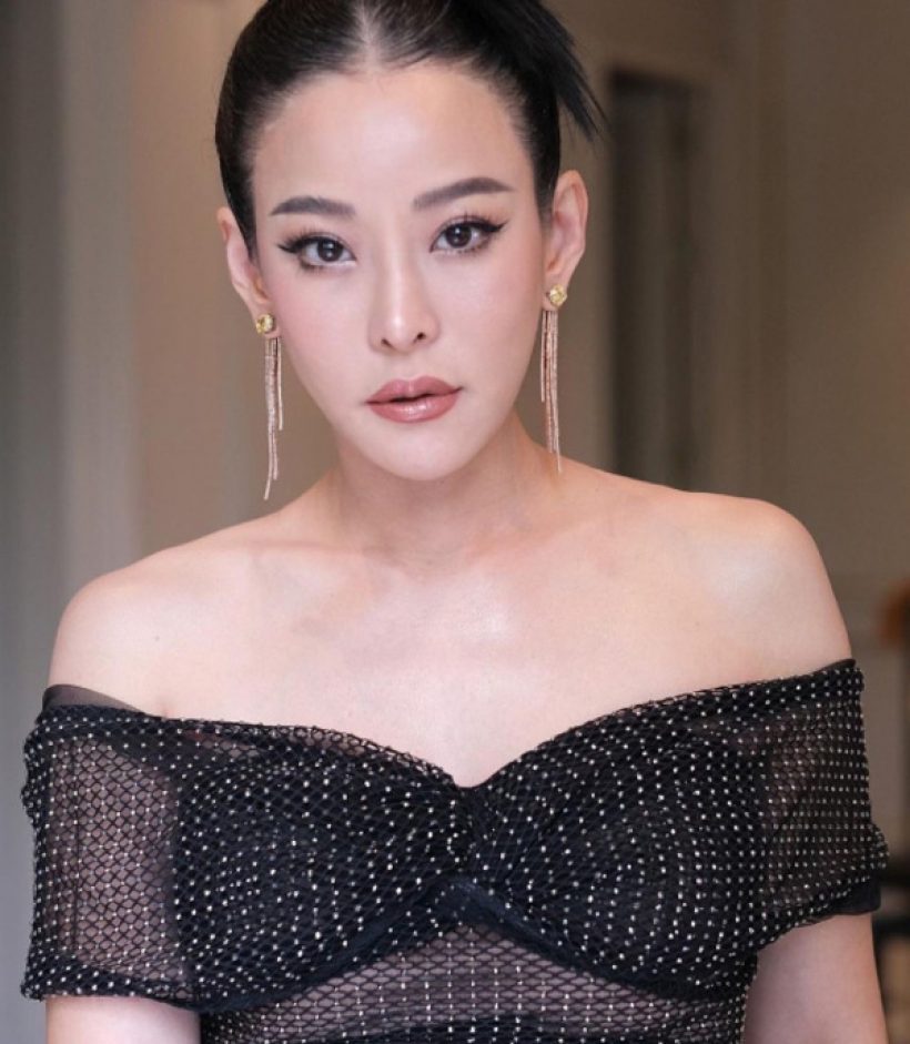 เกิดอะไรขึ้น? เมย์-หนิง เดือด ฟาดพฤติกรรมนักรีวิวท่านหนึ่ง