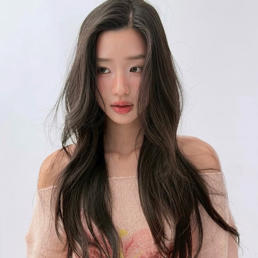 เเตกตื่น! พระเอกดังลงรูปคู่สาว หรือเปิดตัวรักใหม่?