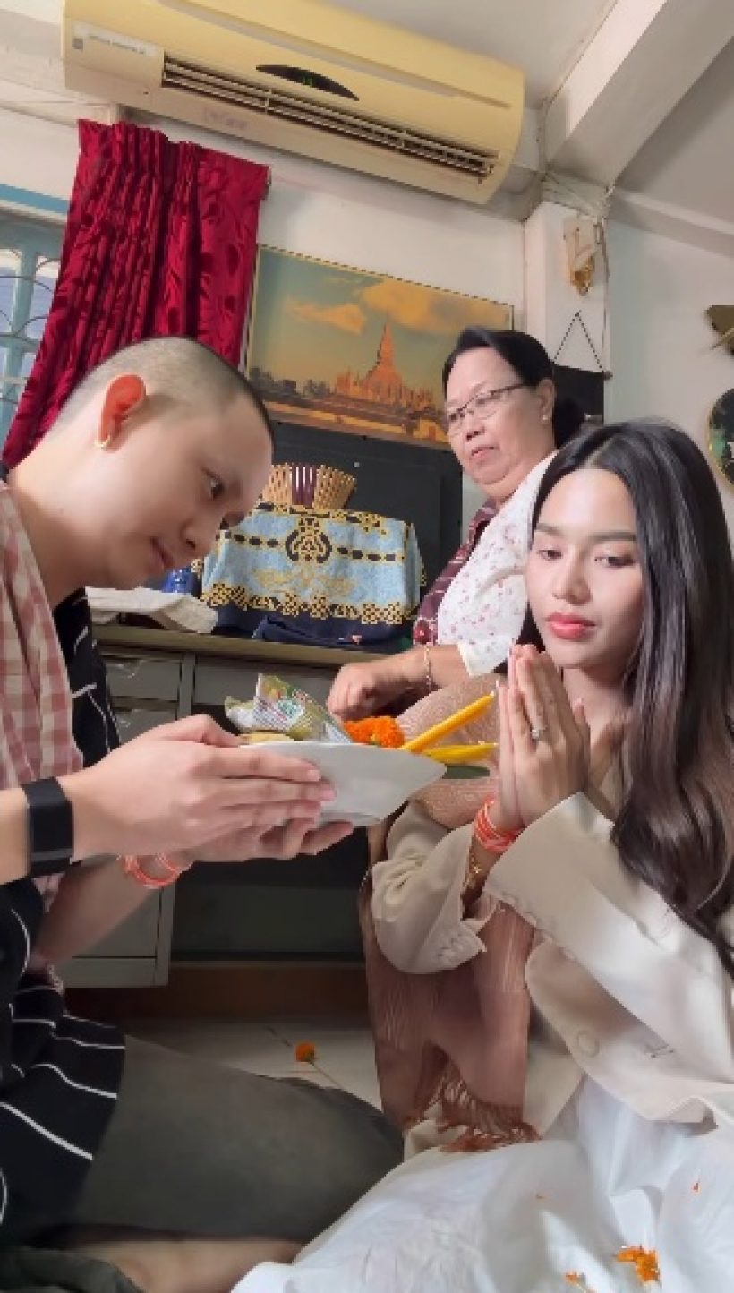 ฮือฮา ดาราสาวดัง ผูกข้อไม้ข้อมือ หลังโพสต์เลิกสามี