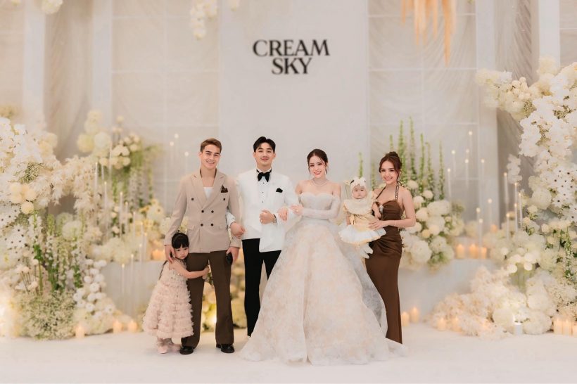 ชาวเน็ต งง! เจนนี่ รัชนก โดนแซะใส่ชุดแย่งซีนบ่าวสาว