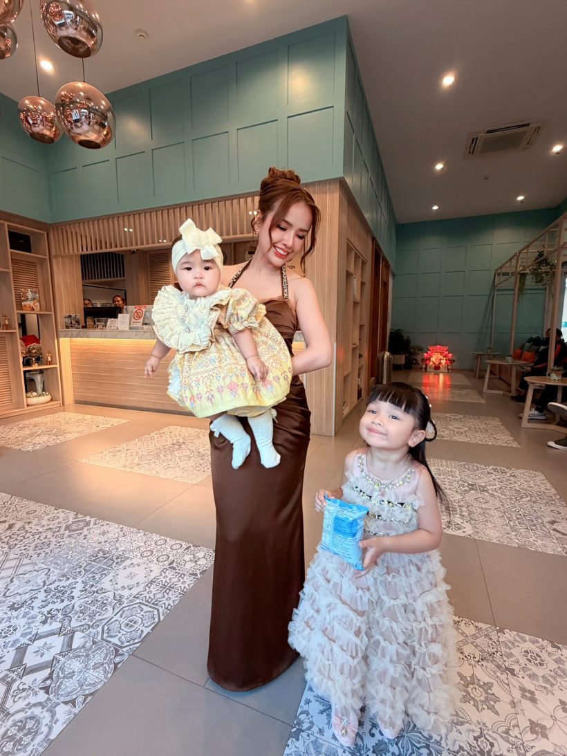 ชาวเน็ต งง! เจนนี่ รัชนก โดนแซะใส่ชุดแย่งซีนบ่าวสาว