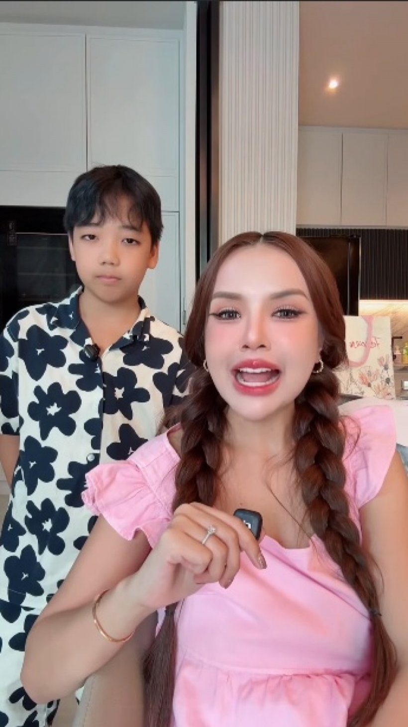 ไม่ต้องเดาแล้ว! เจนนี่ แจงน้องตี๋คือใคร ทำไมเรียก “หม่ามี๊”