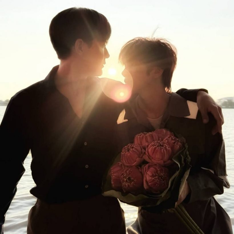 พระเอกดังหย่อนภาพถ่ายปริศนา โชว์หวานดาราหนุ่มรุ่นน้อง