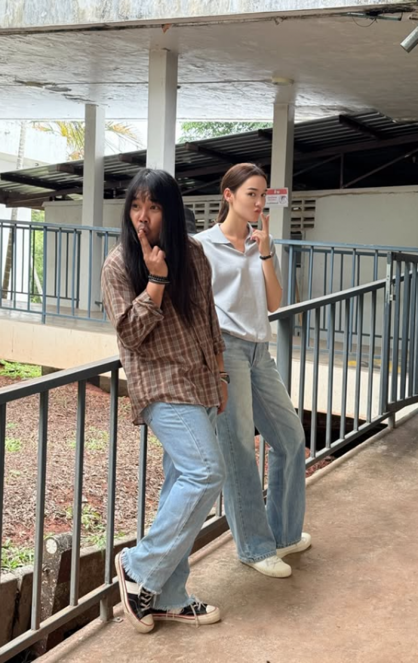 หวิดทัวร์ลง! ภาพเดียร์น่าคีบบุหรี่สูบ เฉลยความจริงมีเงิบ