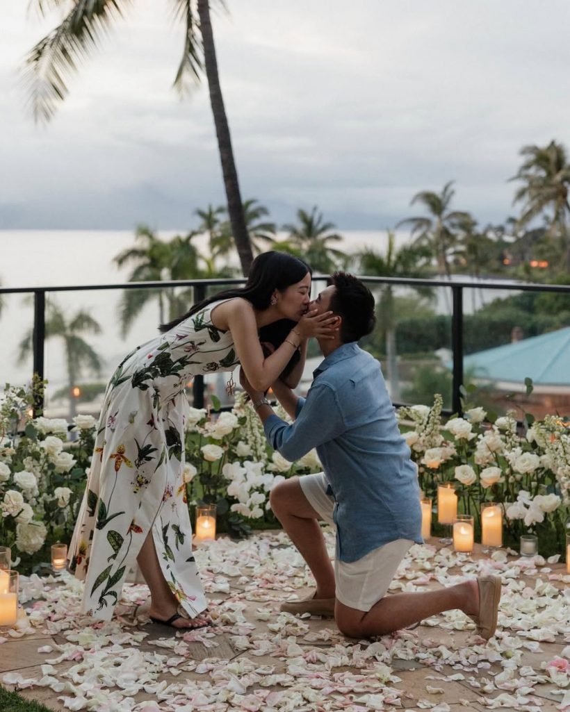 เซอร์ไพรส์วงการไฮโซ คู่รักตระกูลดัง สมเเหวนตีตราจองเเล้ว