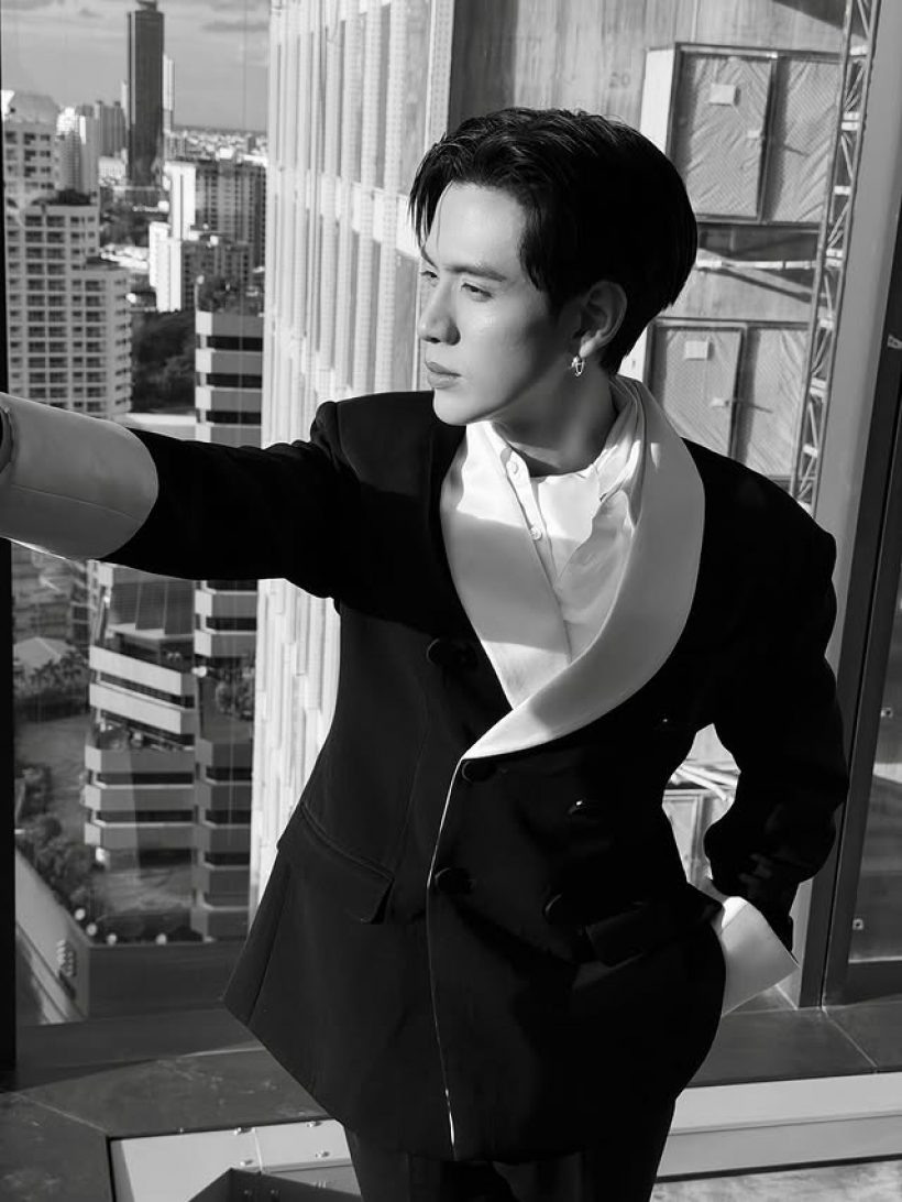 ใครเตือนก็ไม่ฟัง!พระเอกดัง แฉตัวเองวันที่หลงระเริงจนตีนไม่ติดดิน!