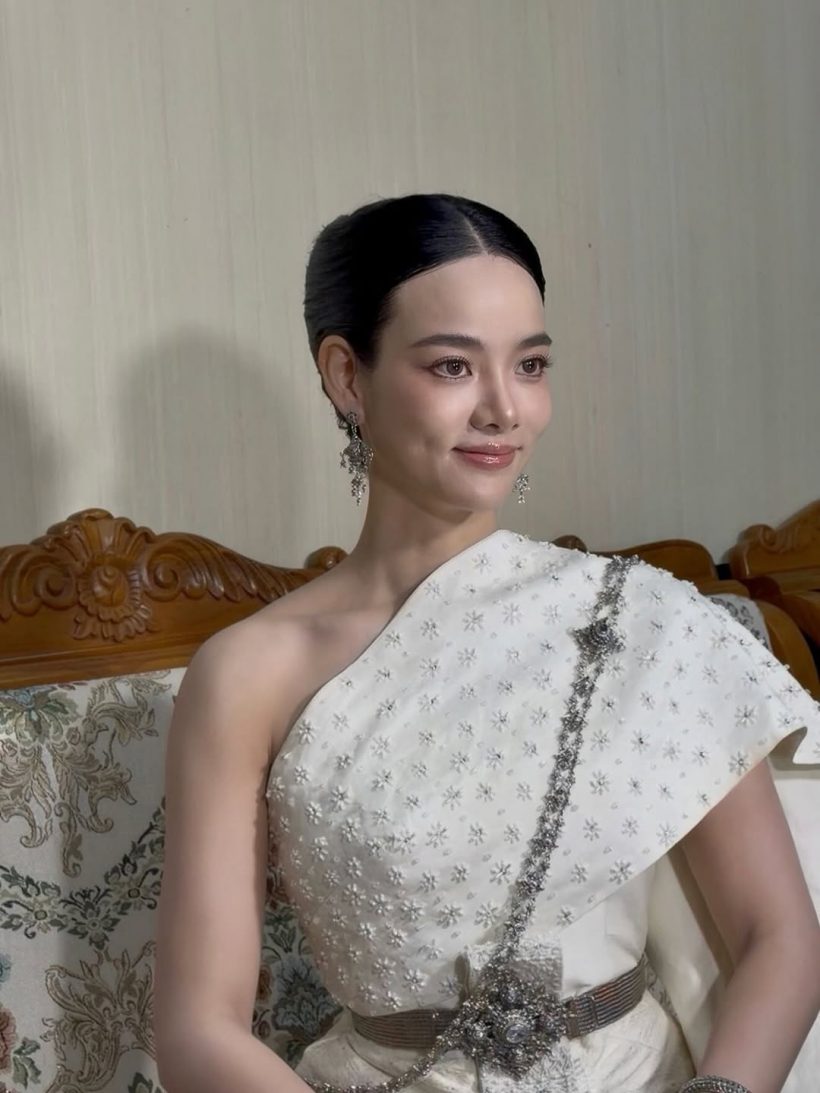 เซอร์ไพรส์! นางเอกดังใส่ชุดไทยสวยละมุน หรือจะมีข่าวดี