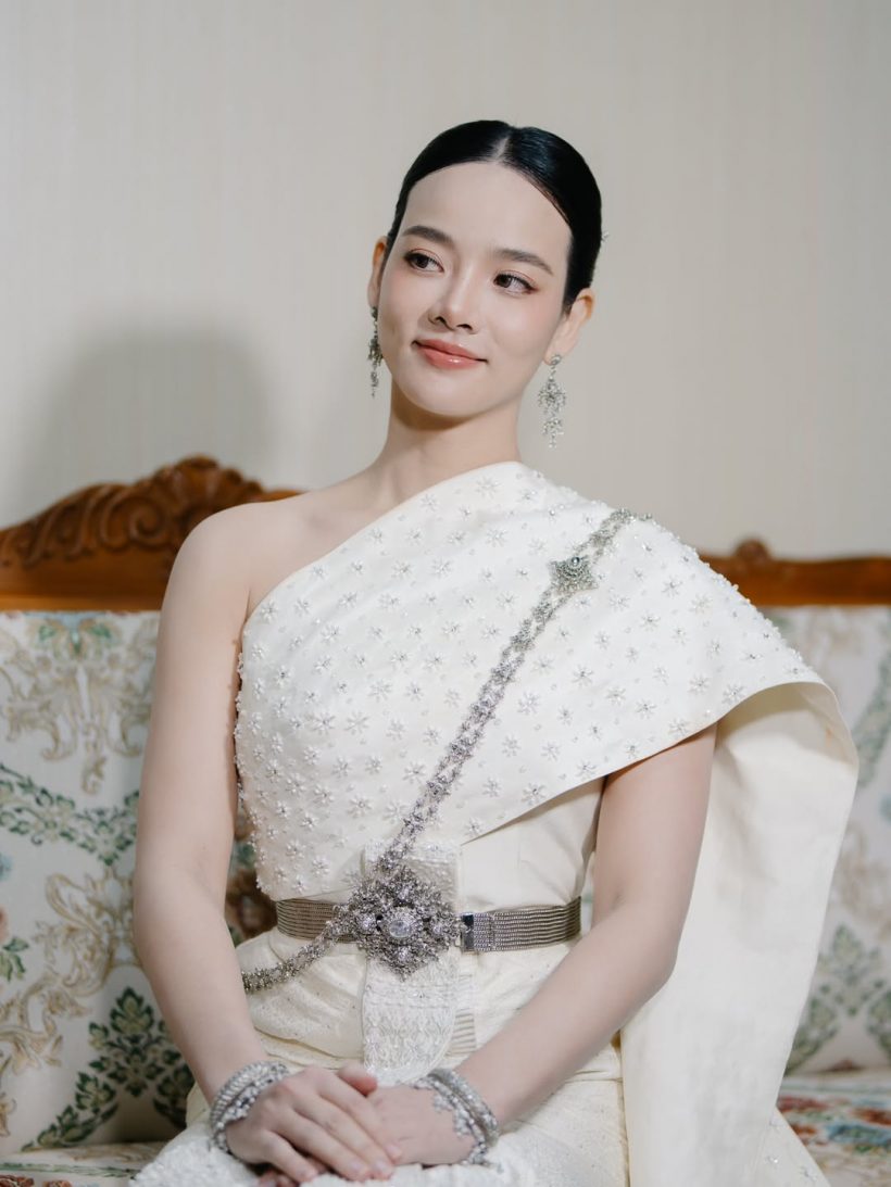 เซอร์ไพรส์! นางเอกดังใส่ชุดไทยสวยละมุน หรือจะมีข่าวดี
