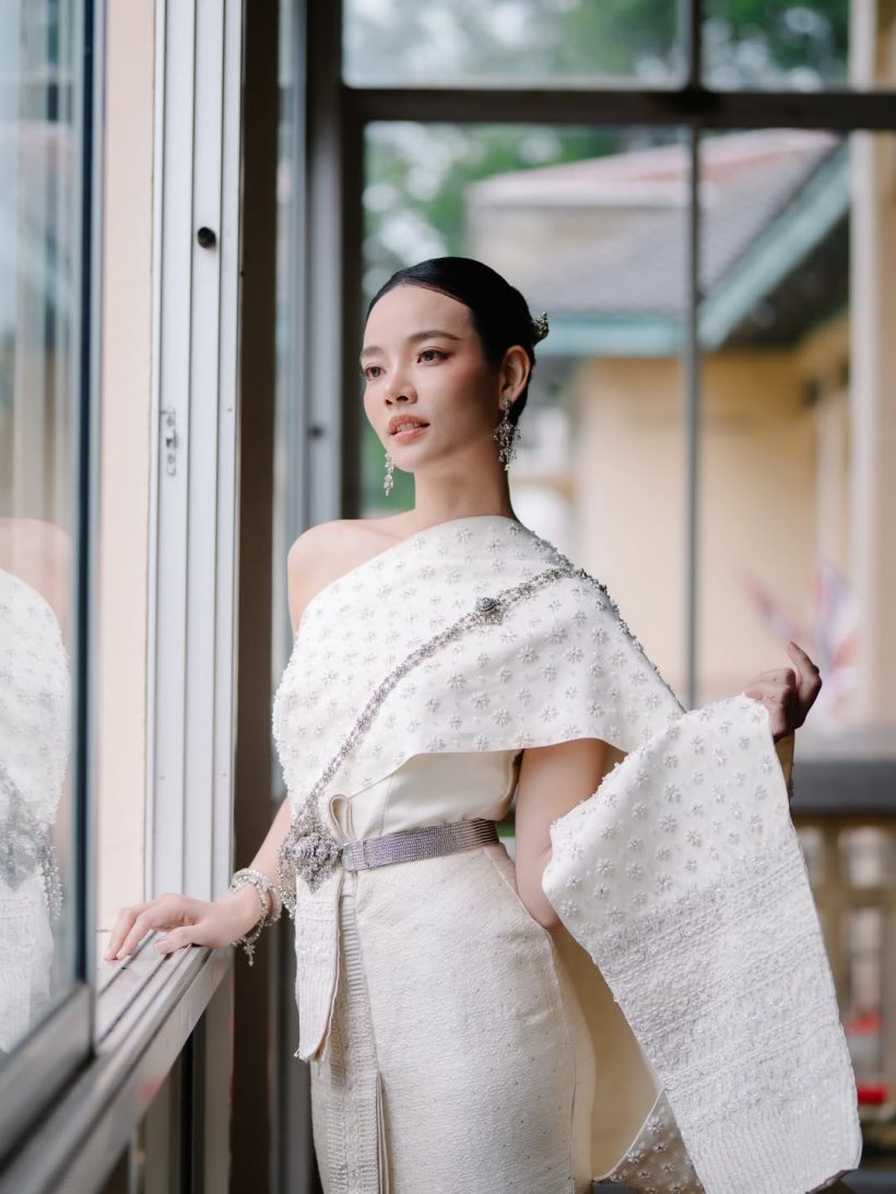 เซอร์ไพรส์! นางเอกดังใส่ชุดไทยสวยละมุน หรือจะมีข่าวดี