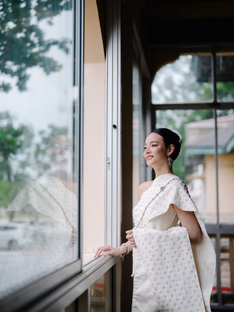 เซอร์ไพรส์! นางเอกดังใส่ชุดไทยสวยละมุน หรือจะมีข่าวดี