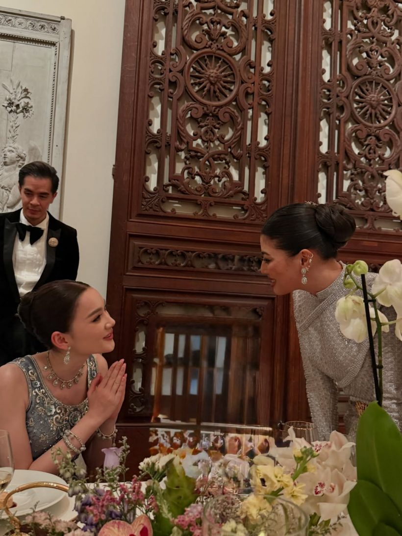 เดียร์น่า สุดภูมิใจ ได้พาชุดไทยดุสิต เฉิดฉายกลางกรุงปารีส