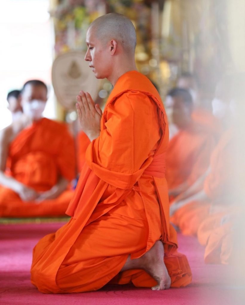 ย้อนดาราหนุ่มดังคนนี้ เคยบวชถวายบุญกุศลแด่ พระองค์ภา