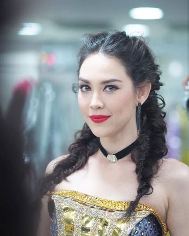 ส่องความสวย New look ของแมท ภีรนีย์ ในงานฉลอง49 ปีไทยทีวีสีช่อง 3