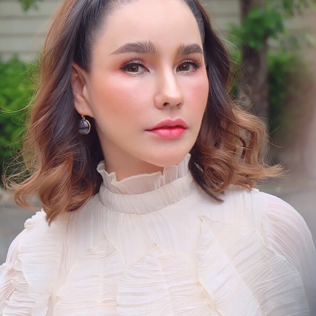 สวยกระชากวัย! แหม่ม วิชุดา รีวิวทำหน้าเกาหลี บอกเลยเป๊ะเว่อร์!