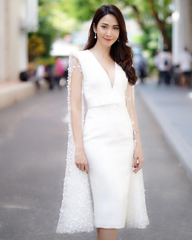 สวยหวาน ยุ้ย- จีรนันท์ อวกภาพถ่ายแบบชุดไทย ดูสง่าไม่แพ้ใคร!