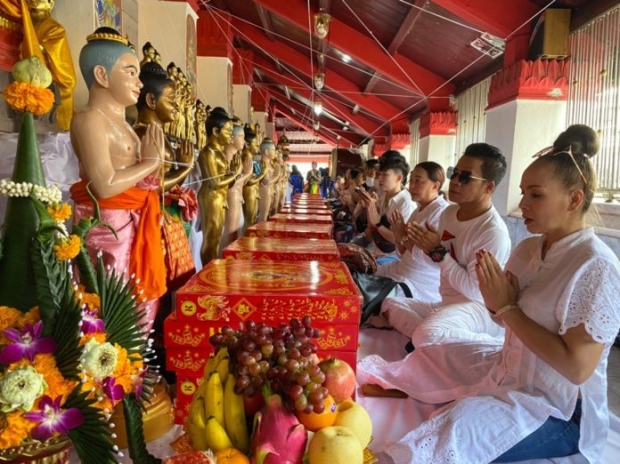 โค้งสุดท้าย! พิธีบวงสรวงไอ้ไข่ อาภาพร ได้เลขธูปตรงๆ