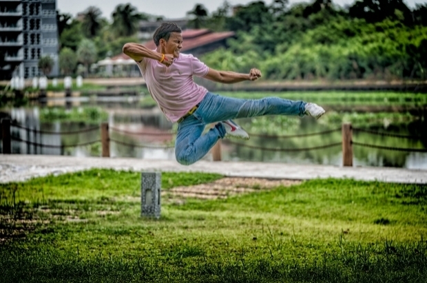   สูงสุดคืนสู่สามัญ! เปิดภาพล่าสุด จา พนม กลับไปใช้ชีวิตที่บ้านนอก