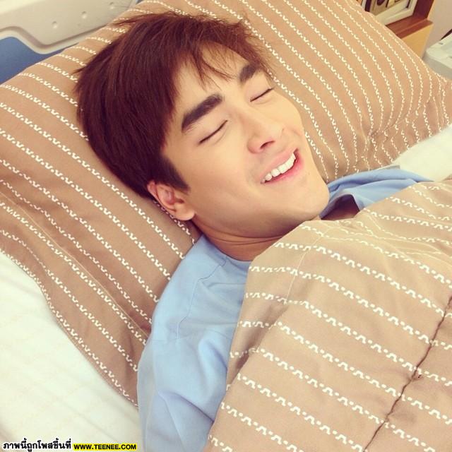 ณเดชน์รับให้เงินคนสติไม่ดี100บ.ยิ้มคนชม