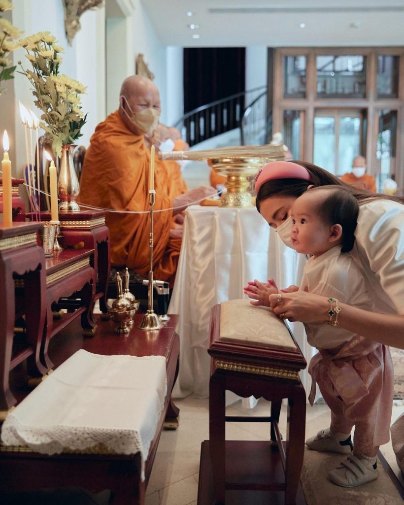 มัดรวมความหล่อ น้องกวิณท์ ทายาทหมื่นล้านใส่ชุดไทยทำบุญวันเกิด