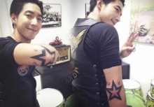 โตโน่ เฉลยแล้วที่มาของรอยสักใหม่บนแขน ทำเพื่อผู้หญิงคนนี้!?