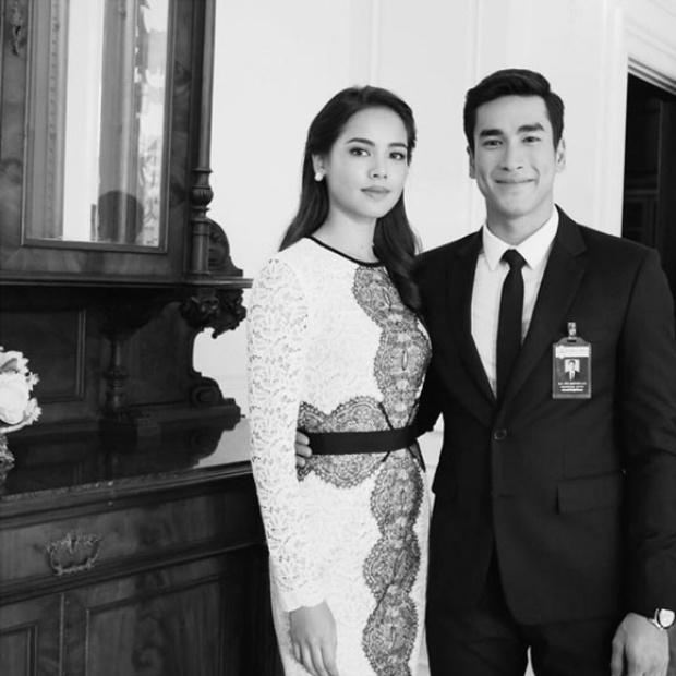 เมื่อ แอน ทองประสม-ญาญ่า ใส่ชุดเดียวกัน สวยอลังกินกันไม่ลง