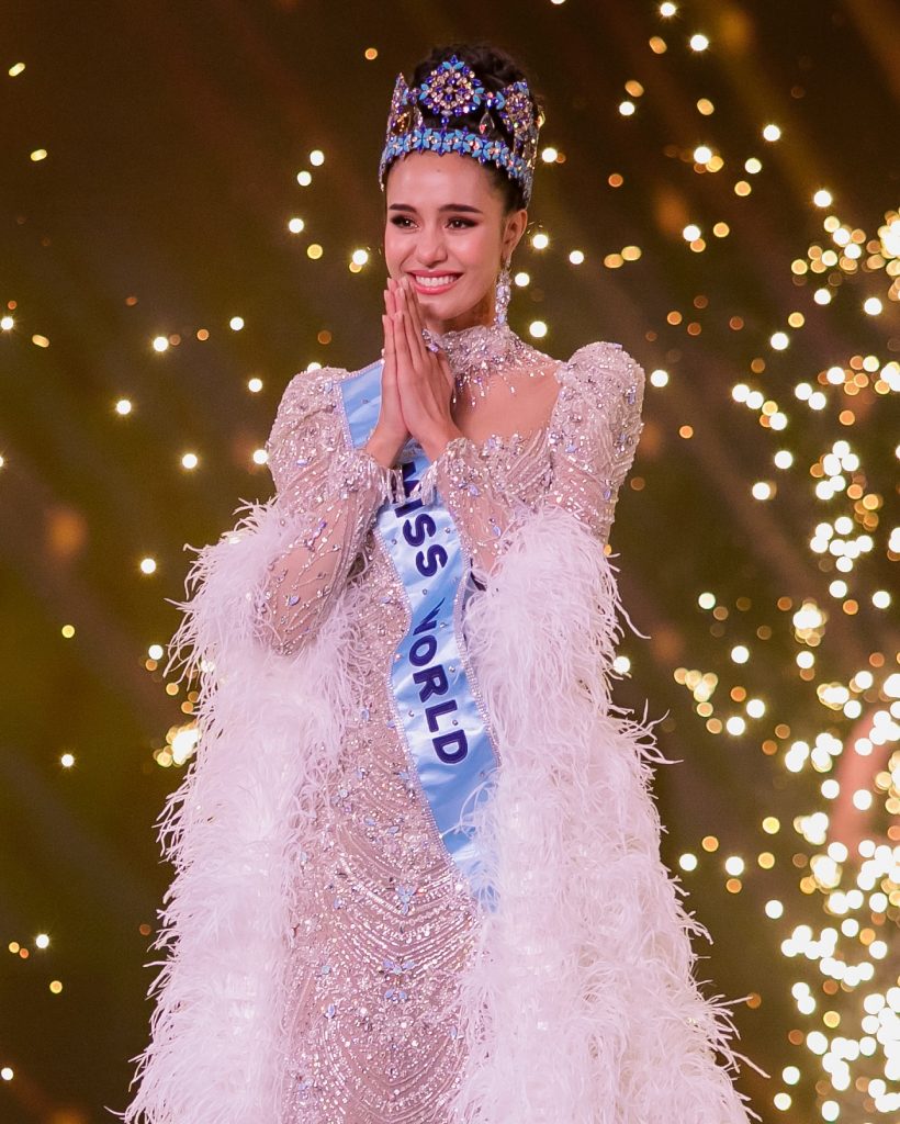 ย้อนรอยภาพเส้นทางนางงามสุดดราม่าของ โอปอล สุชาตา จากมงหลุดสู่มงลง!
